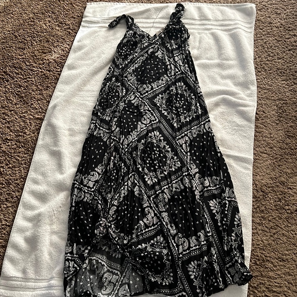 Aides dress size m